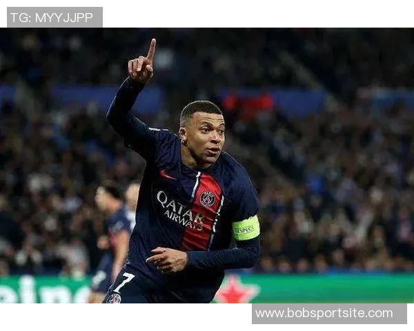 姆巴佩分享生活与比赛精彩瞬间展现轻松愉快的心情与状态 姆巴佩分享生活与比赛精彩瞬间展现轻松愉快的心情与状态