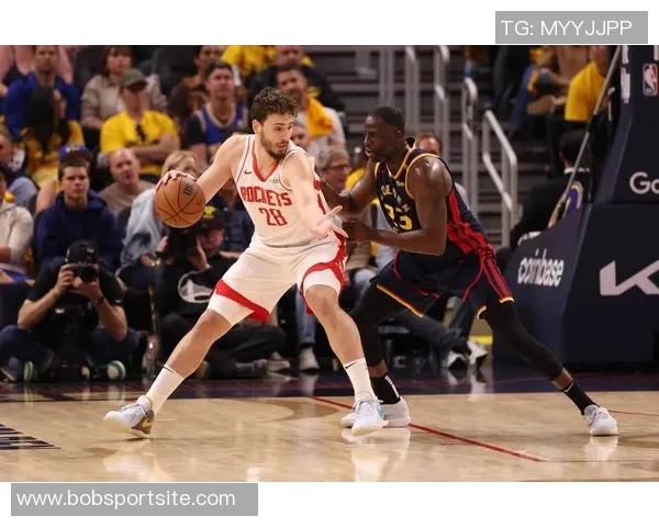 关键时刻梅尔顿上篮失误勇士成功挑战判罚引发争议