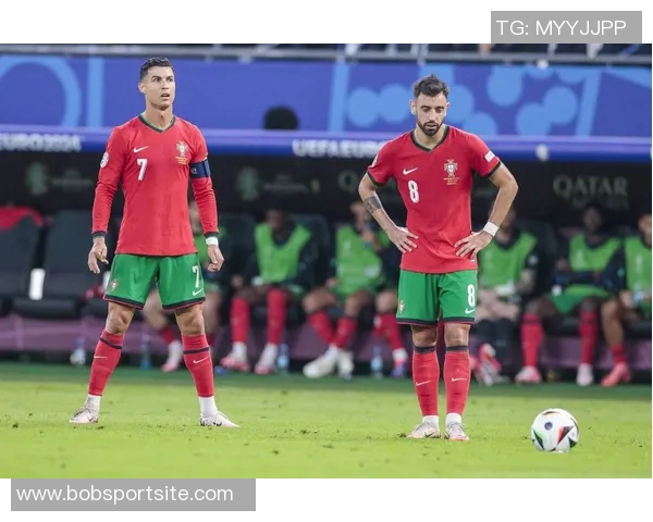 B费谈角色转变：助攻中锋C罗带来的独特价值无可替代