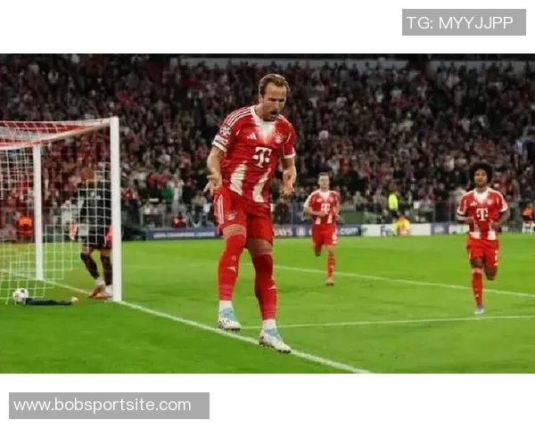 古利特认为齐尔克泽加盟米兰更合适曼联选择是错误决策